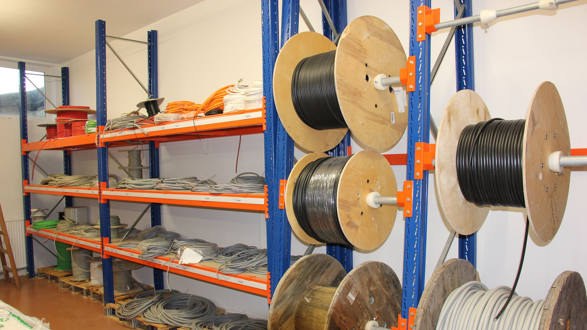 Ausrüstung - Elektro-Installation Panne GmbH in Halver